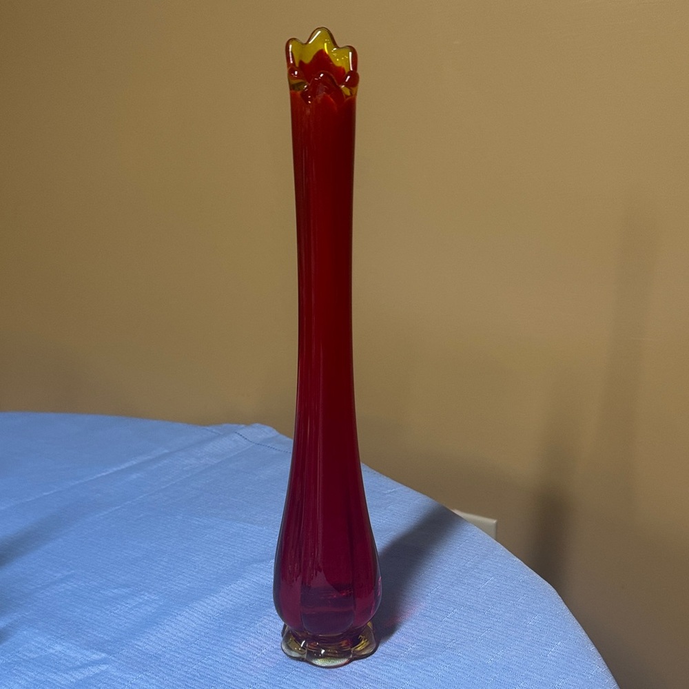 Sold
LE Smith 13.5" Ribbed Swung Glass Bud Vase In Flame Amberina GLOWS